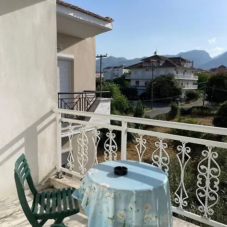 Appartement Of Zeus Iii-leptokarya